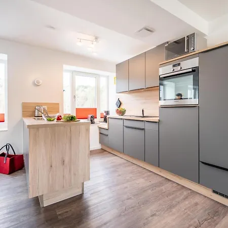 Prora - Komfortables Dünen Apartment mit 2 Bädern, Strandzugang und Waschmaschine - Grumsin Binz